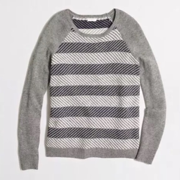J. CREW Intarsia ZigZag Sweater Gray Black Wool Blends Pullover Knit Comfortable - Picture 1 of 8